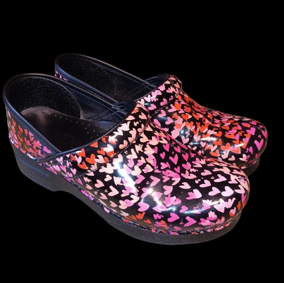 Colorful Heart Pattern Women's  Dansko Clogs Size 36 - Picture 2 of 3